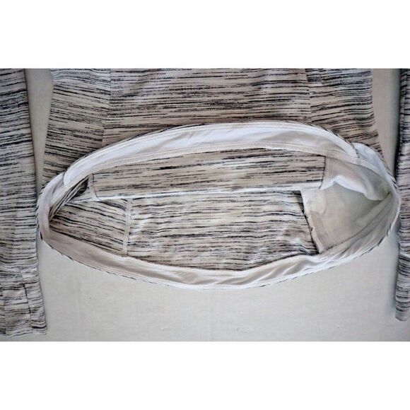 Lululemon Women's Sz 2 White/Silver Runderful Long Sleeve Running Shirt - Picture 4 of 11